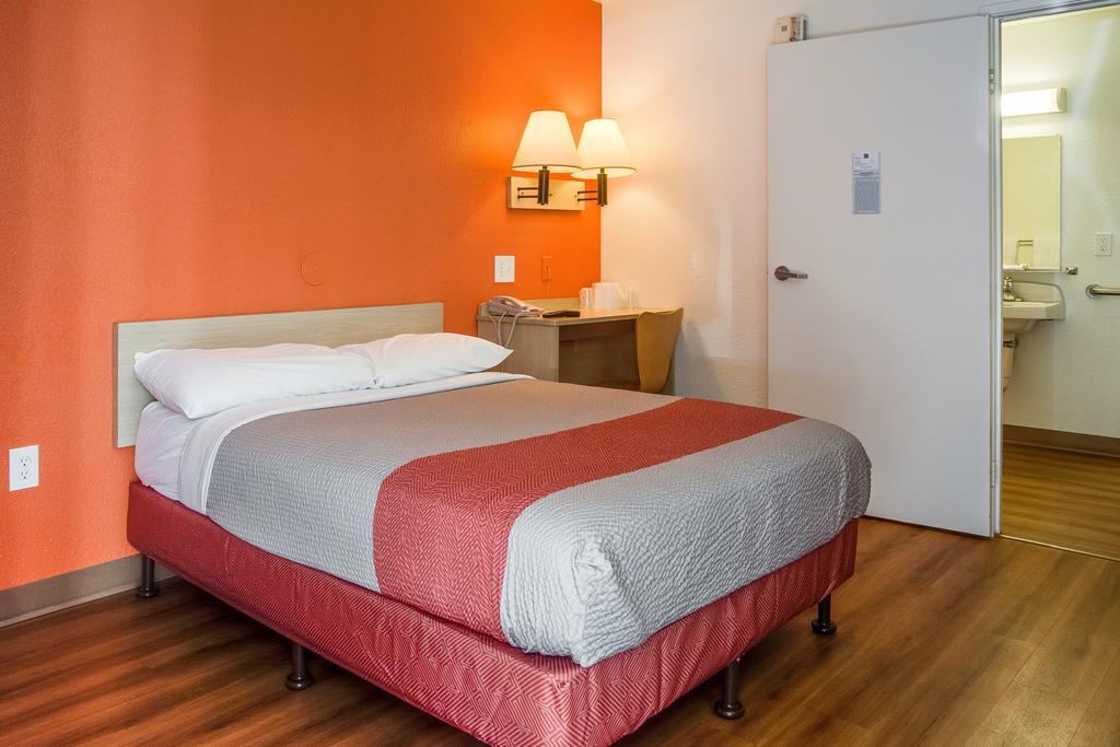 Motel 6-Kelso, Wa - Mt. St. Helens Εξωτερικό φωτογραφία