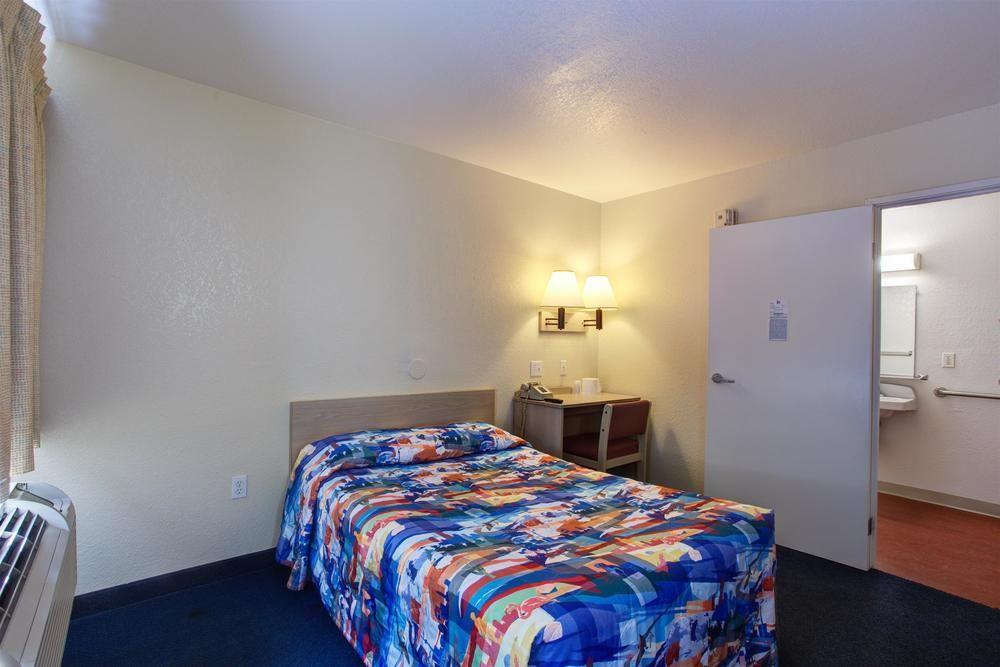 Motel 6-Kelso, Wa - Mt. St. Helens Εξωτερικό φωτογραφία