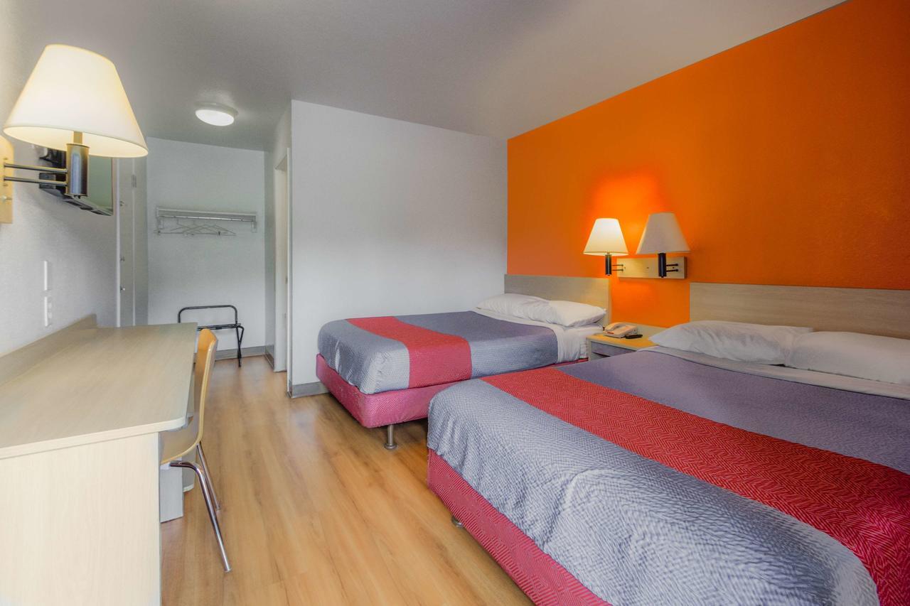 Motel 6-Kelso, Wa - Mt. St. Helens Εξωτερικό φωτογραφία